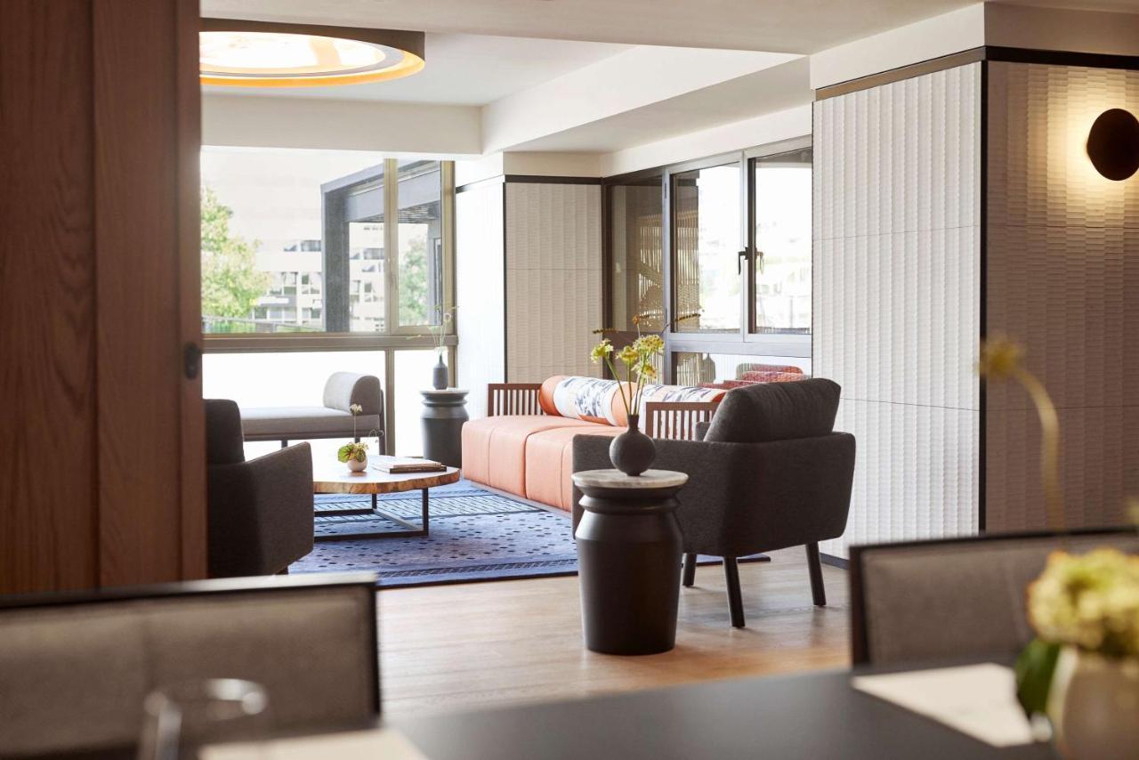 Nobu Hotel Барселона Экстерьер фото The Living Room at The Hari